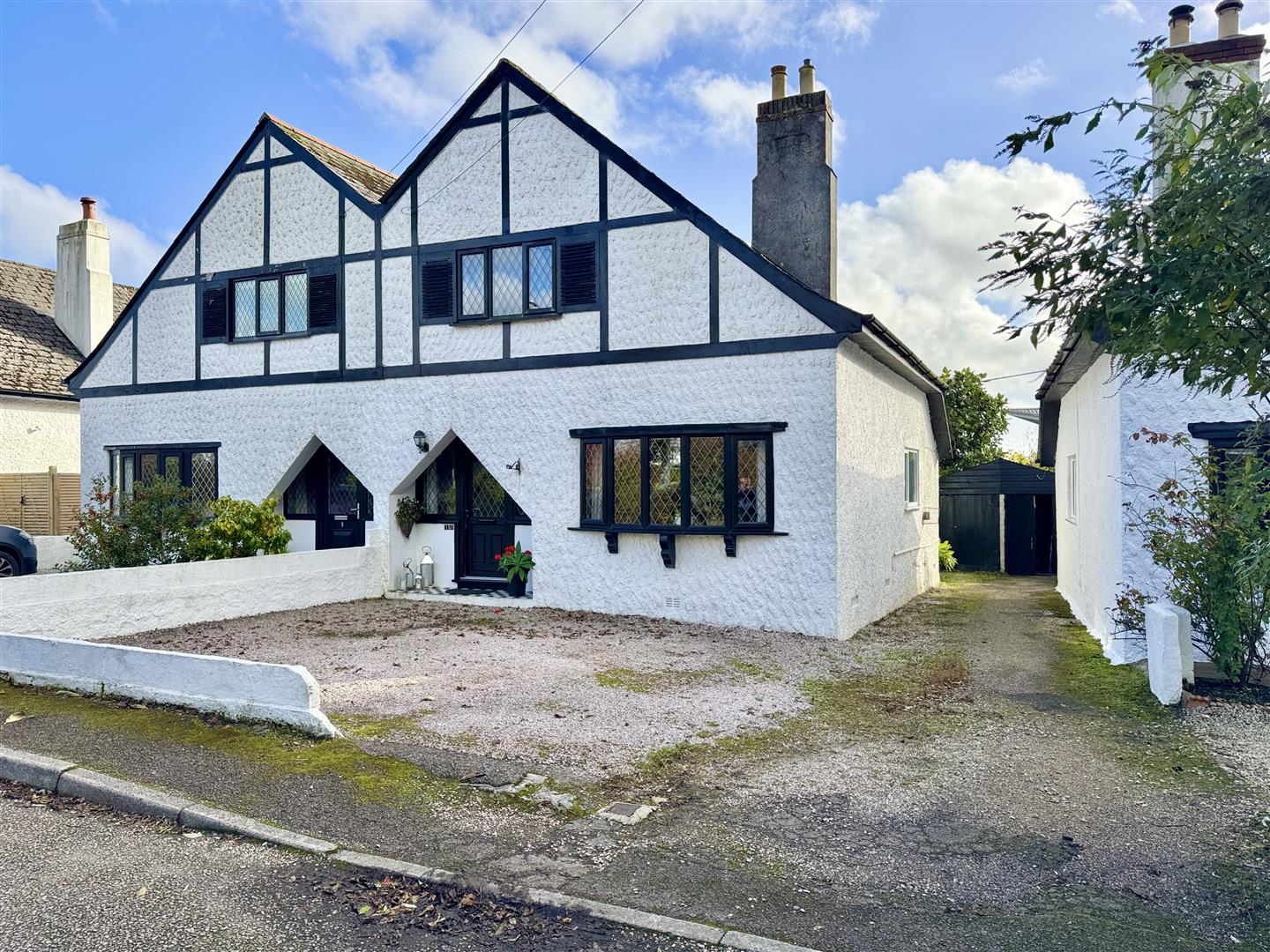2 bed property in Gloweth Villas, Truro
